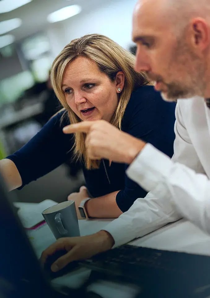 Jonas-Team-Investigating